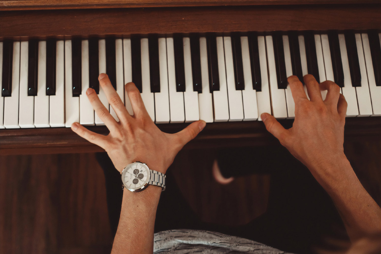 Adulte : comment apprendre le piano rapidement ? - Cours de musique à  domicile